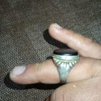 انگشتر خطی نگین اصل وکهنه|جواهرات|فاروج, |دیوار