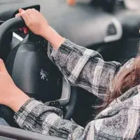 آموزش رانندگی حرفه ایی بدون استرس برای بانوان عزیز