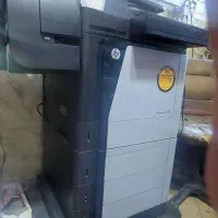hp m680 ایستاده