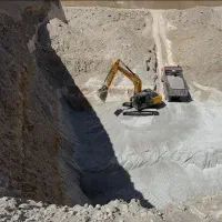 استخدام نیروی فنی و سرویس کار ماشین الات