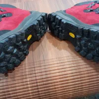 کفش مخصوص کوهنوردی سایز ۴۲