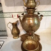 سماور برنجی وشمعدان