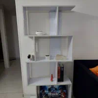 کتابخانه و استند دکوری مدرن طرح پلکانی