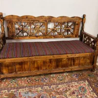 مبل چوبی صندوق دار