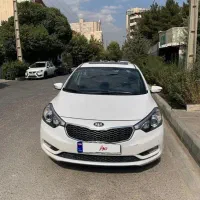 کیا سراتو YD۲۰۱۶-2000