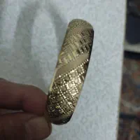 یک عدد النگو سایز دو به قیمت تابلو