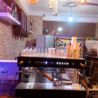 قهوه فروشی اول بلوار کار