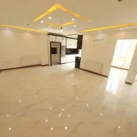 بلوار دهگان طبقه سوم ۷۴ متری غرق در نور