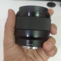 لنز 50mm f 1.8