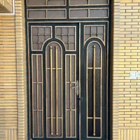 درب ورودی هال