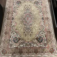 فرش ماشینی با نخ و ابریشم