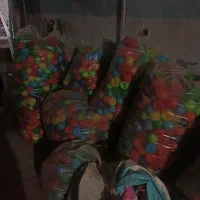 حدودا۴۰۰۰ توپ استخری