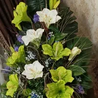 گل مصنوعی لیلیوم
