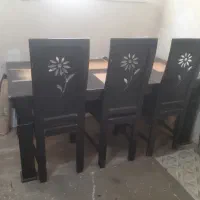 میز نهار خوری چوبی ۴تومان