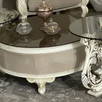 دو عدد عسلی