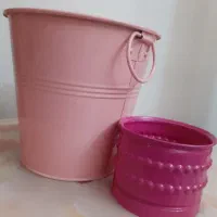 گلدون فلزی