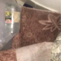 موکت یه عدد تخت خواب با پرده به فروش میرسد