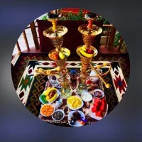 نیروی جوان کار در کافه