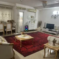 100متری خوش نقشه باسالن وسیع قابل چیدمان درخ ساری