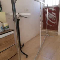 ۲‌عدد رگال مناسب برای لباس فروشی