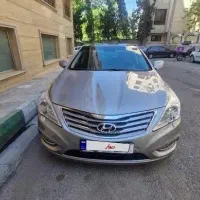 ازرا گرنجور مدل ۲۰۱۳