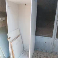 بدنه کمد ومقداری ام دی اف