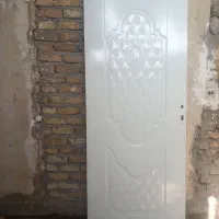 درب چوبی کاملا سالم نو