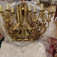 لوستر ۸ شاخه طرح شاه و ملائکه