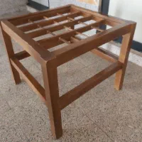 میز چوبی