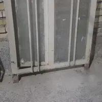 پنجره مناسب انباری حیات خلوت