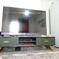 تلویزیون ۶۵اینج آیوا