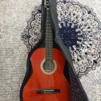 گیتار یاماها c40