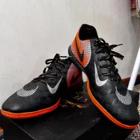 کفش ورزشی مناسب سالن ،سایز ۴۳/۴۴