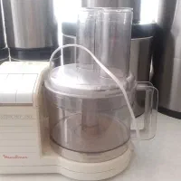 آبمیوه گیری خرد کن چند کاره غذاساز در حد نو