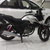 موتور سیکلت دی اس طرح اپاچی DS200