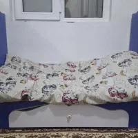 تخت کودک|تخت و صندلی بچه|خوی, |دیوار