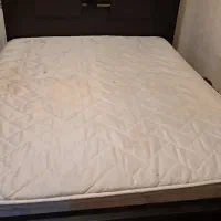 فروش تخت خواب دو نفره با دو کفی چوبی سالم