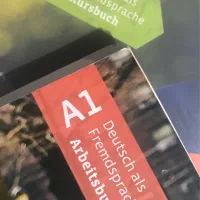 دو سری کتاب زبان المانی A1 و A2