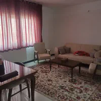 ۸۳ متری