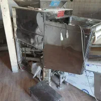 شاطر نانوایی احتیاج دارم