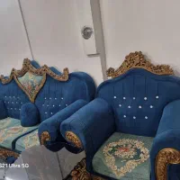 مبل ۵ نفره با سه تا میز عسلی