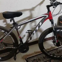 دوچرخه دنده ای TOTI قطعاتش شیمانو هست عالیه