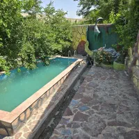 خانه-باغ-قدیمی-واقع-در-ده-غیبی