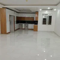 طبقه بالا ۱۴۰ متر