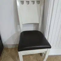 صندلی چوبی