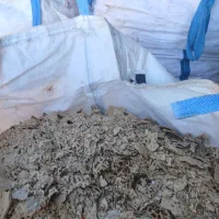 نون خشک دامی