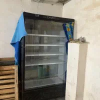 یخچال ویترینی سالم