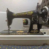 چرخ خیاطی مرد پرنده دستی