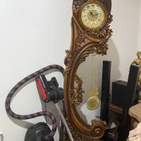 ساعت ایستاده