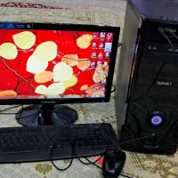 کامپیوتر با وسایل کامل